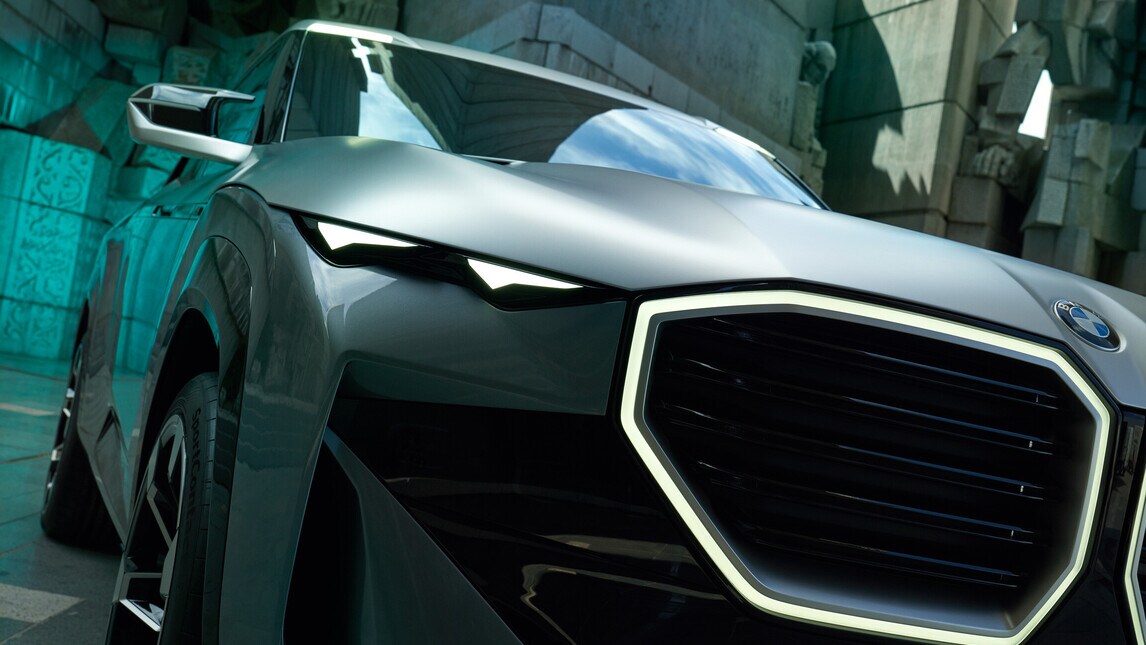 BMW XM, il concept del super Suv