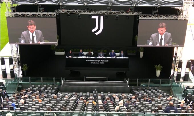 Juve, nuova perquisizione: indagine sulla cessione di CR7