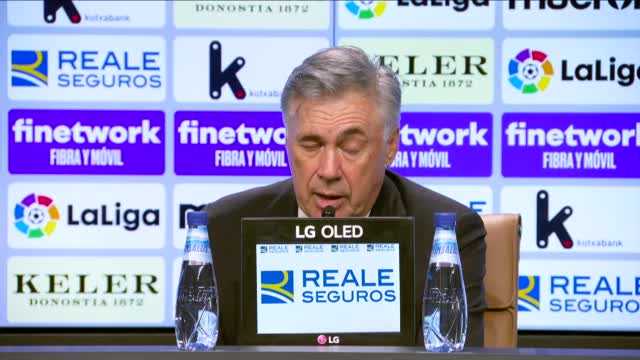 Infortunio Benzema, Ancelotti: "Non credo ci sarà contro l'Inter"