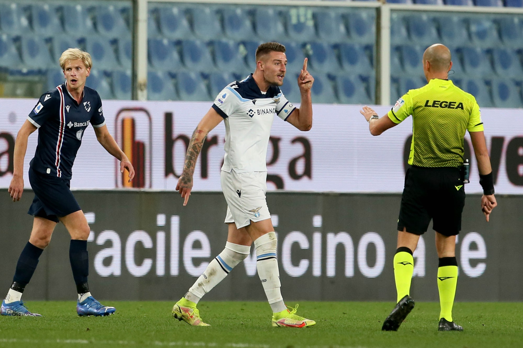 Milinkovic contro l’arbitro Fabbri: espulso per proteste