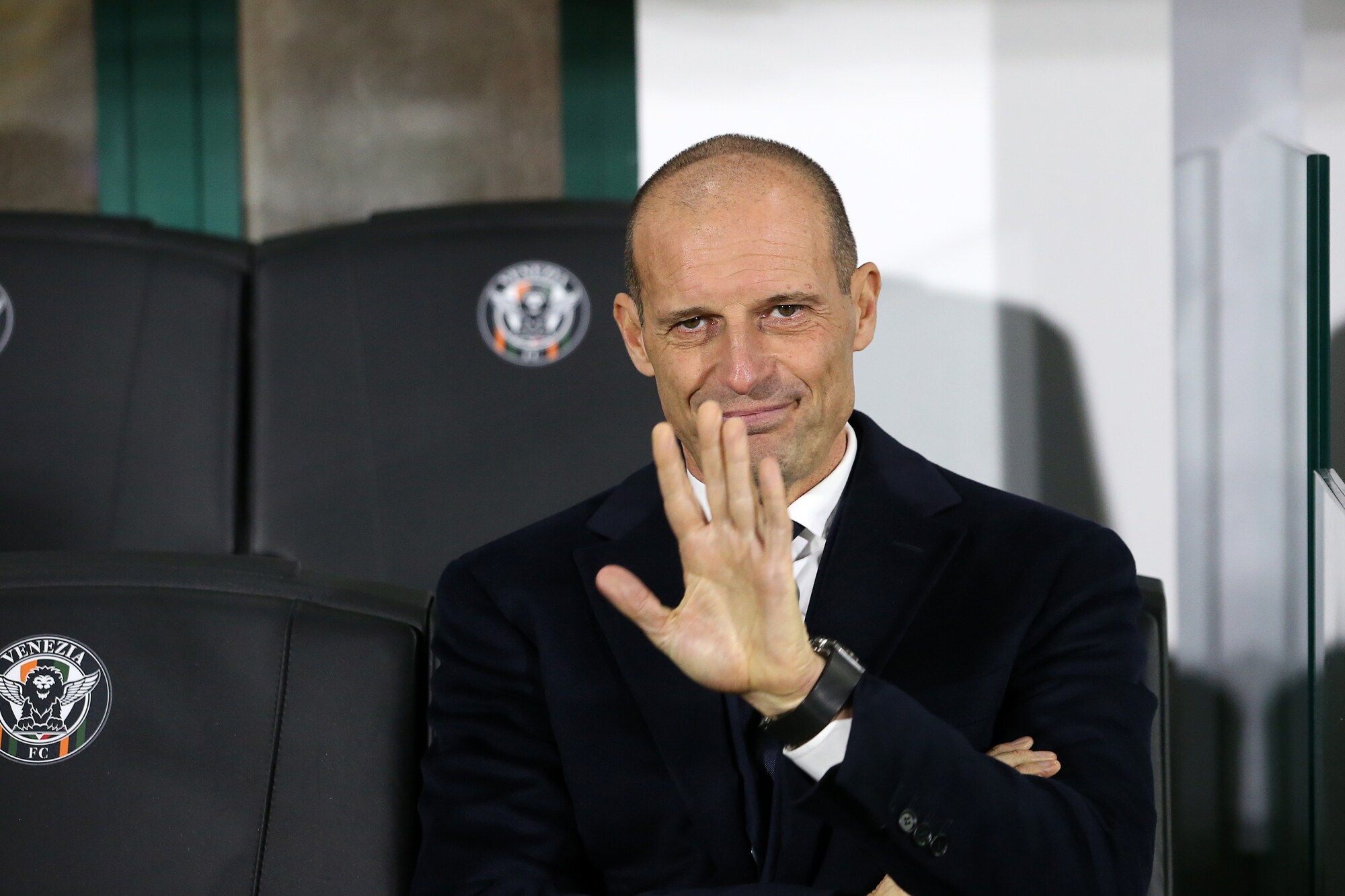 Juve. Allegri al lavoro verso il Bologna davanti ai tifosi