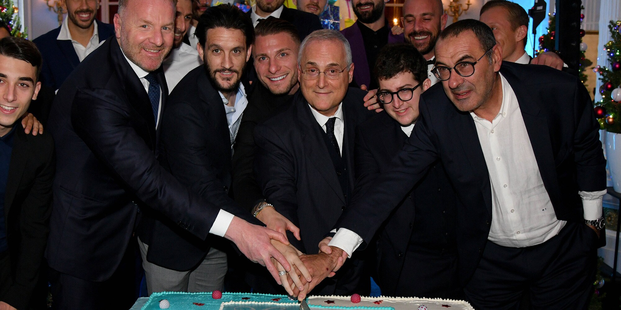 Lazio, la fuga di Natale di sette giocatori e la furia di Lotito