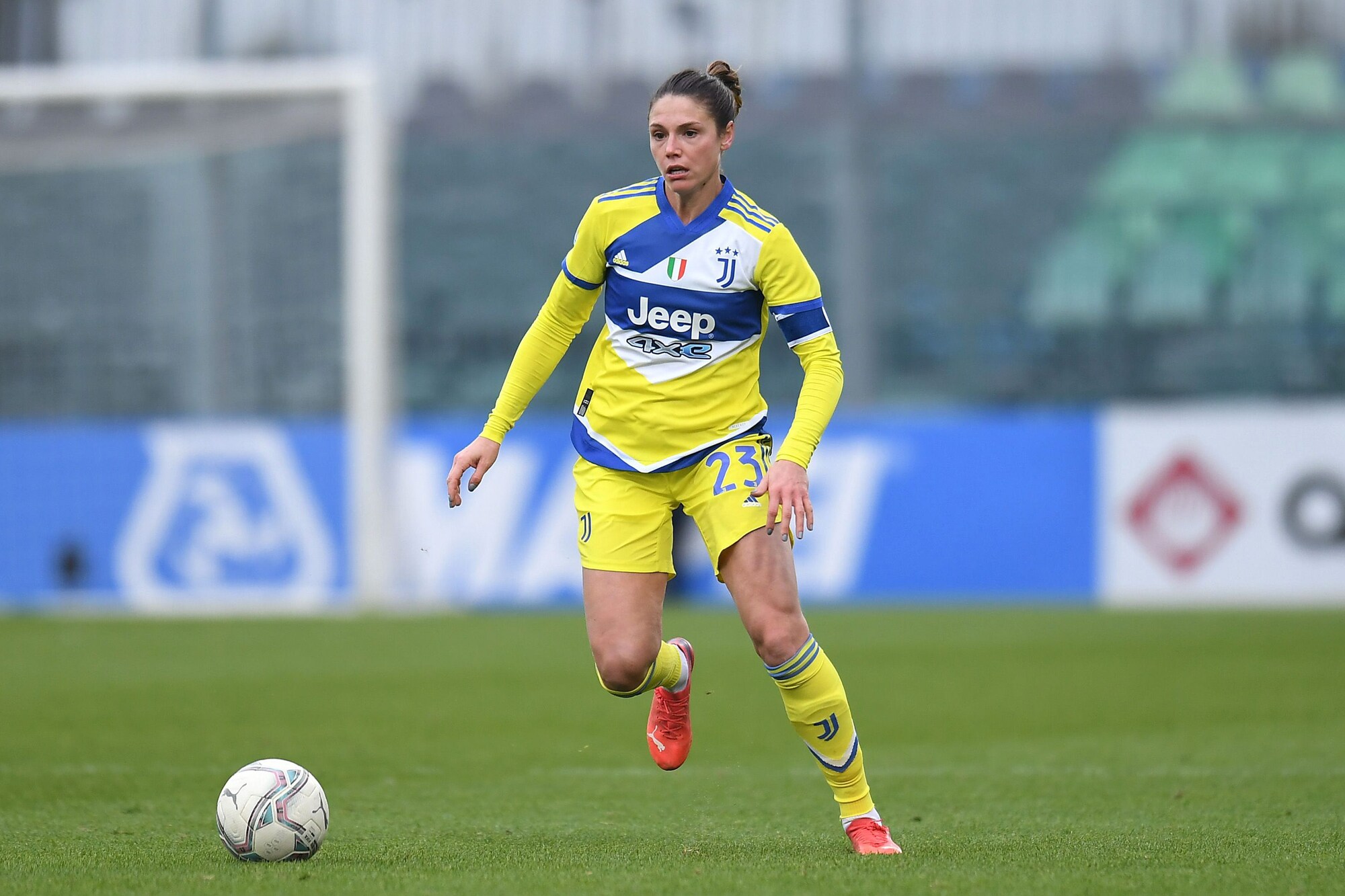 Juve Women, Salvai operata al legamento crociato