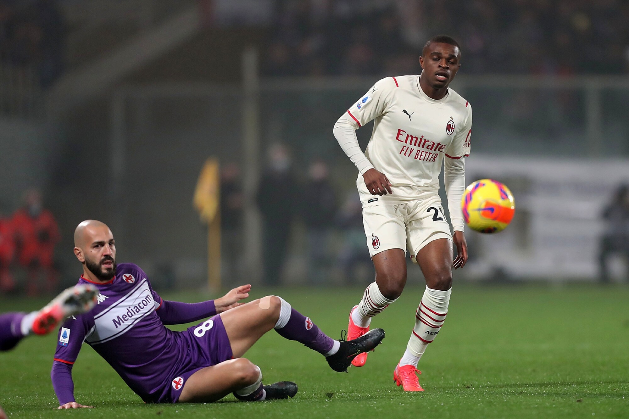 Kalulu: “L'Inter è la favorita, ma questo Milan ha tanto entusiasmo“