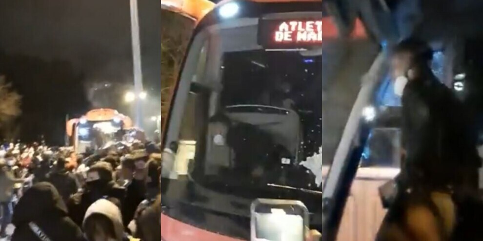 Sassate sul bus dell'Atletico Madrid: Simeone reagisce così