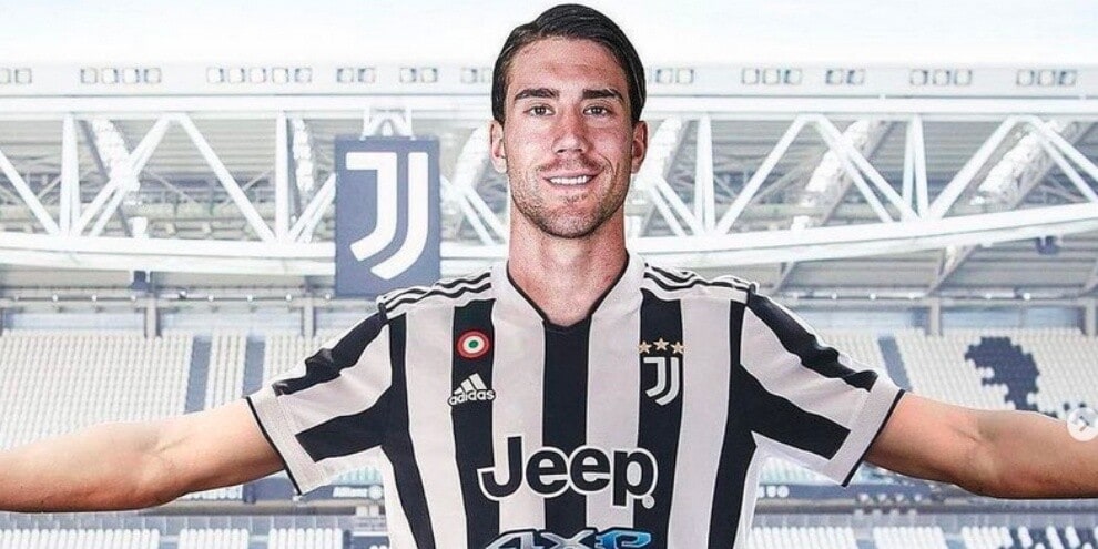 Vlahovic alla Juve, c'è l'accordo con la Fiorentina per 70 milioni!