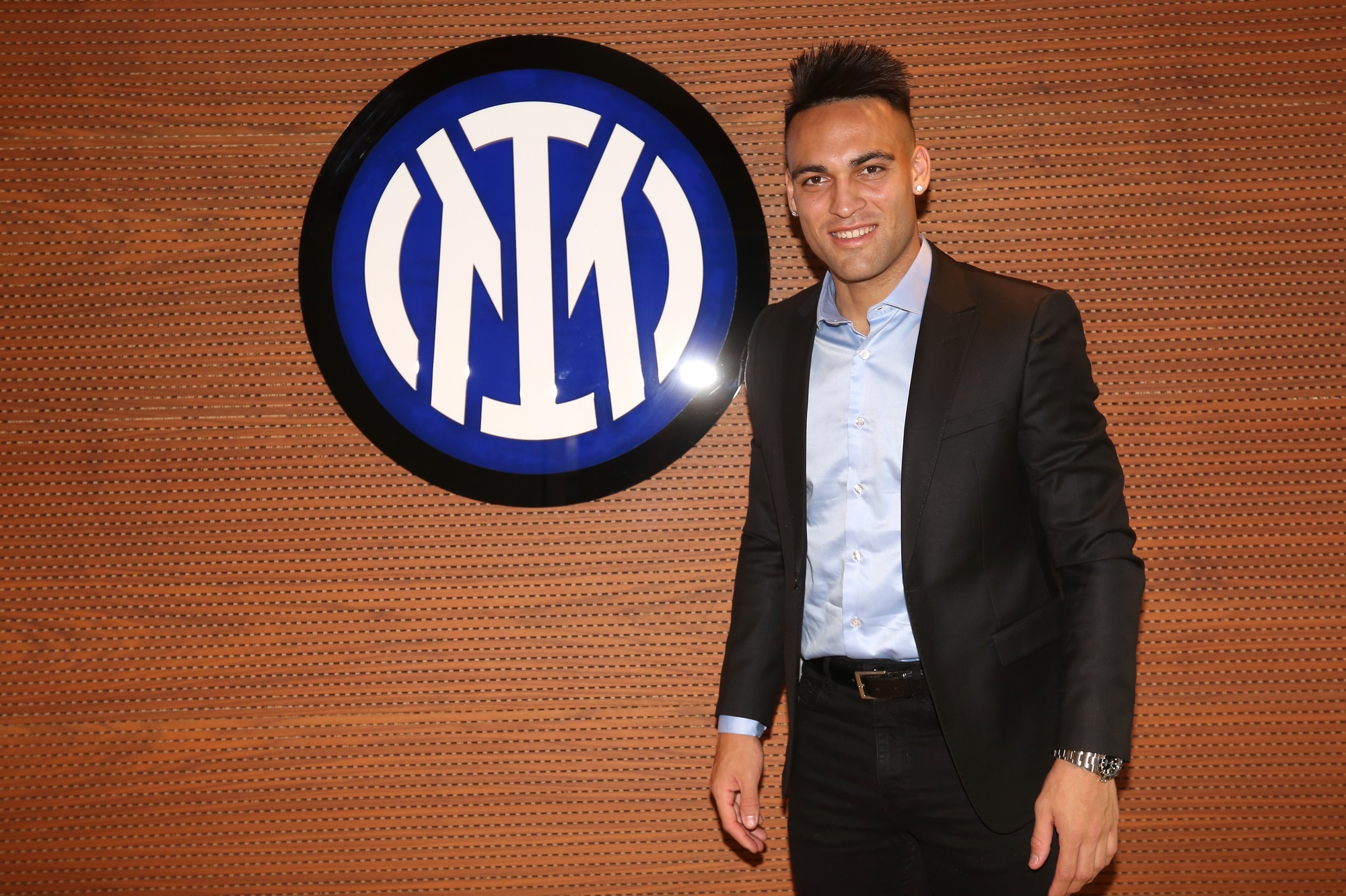 Inter, Lautaro Martinez: “Milito il mio maestro, Messi la mia bandiera”