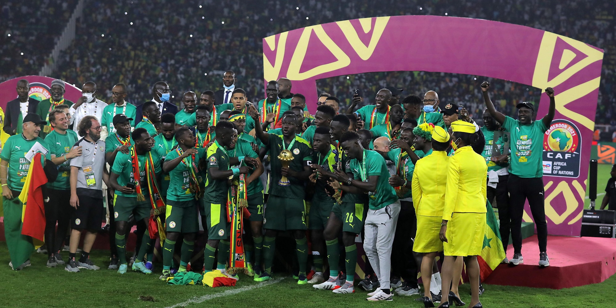 Koulibaly alza la Coppa d'Africa da capitano: il Senegal è campione