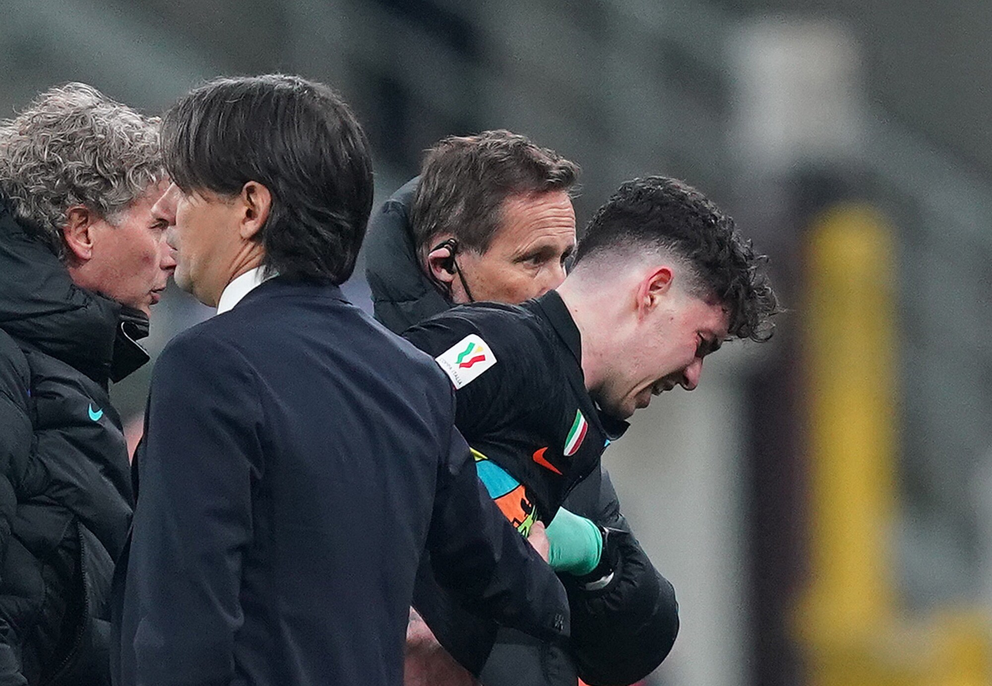 Bastoni, Inter preoccupata: distorsione alla caviglia confermata