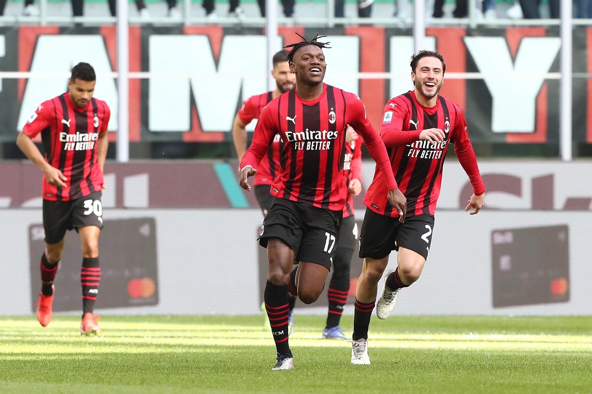 Milan, Leao verso il rinnovo: “Voglio fare la storia qua“