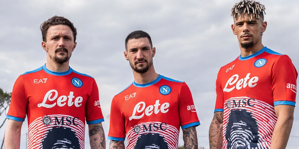 United Colors of Napoli: contro il Milan la tredicesima maglia diversa della stagione
