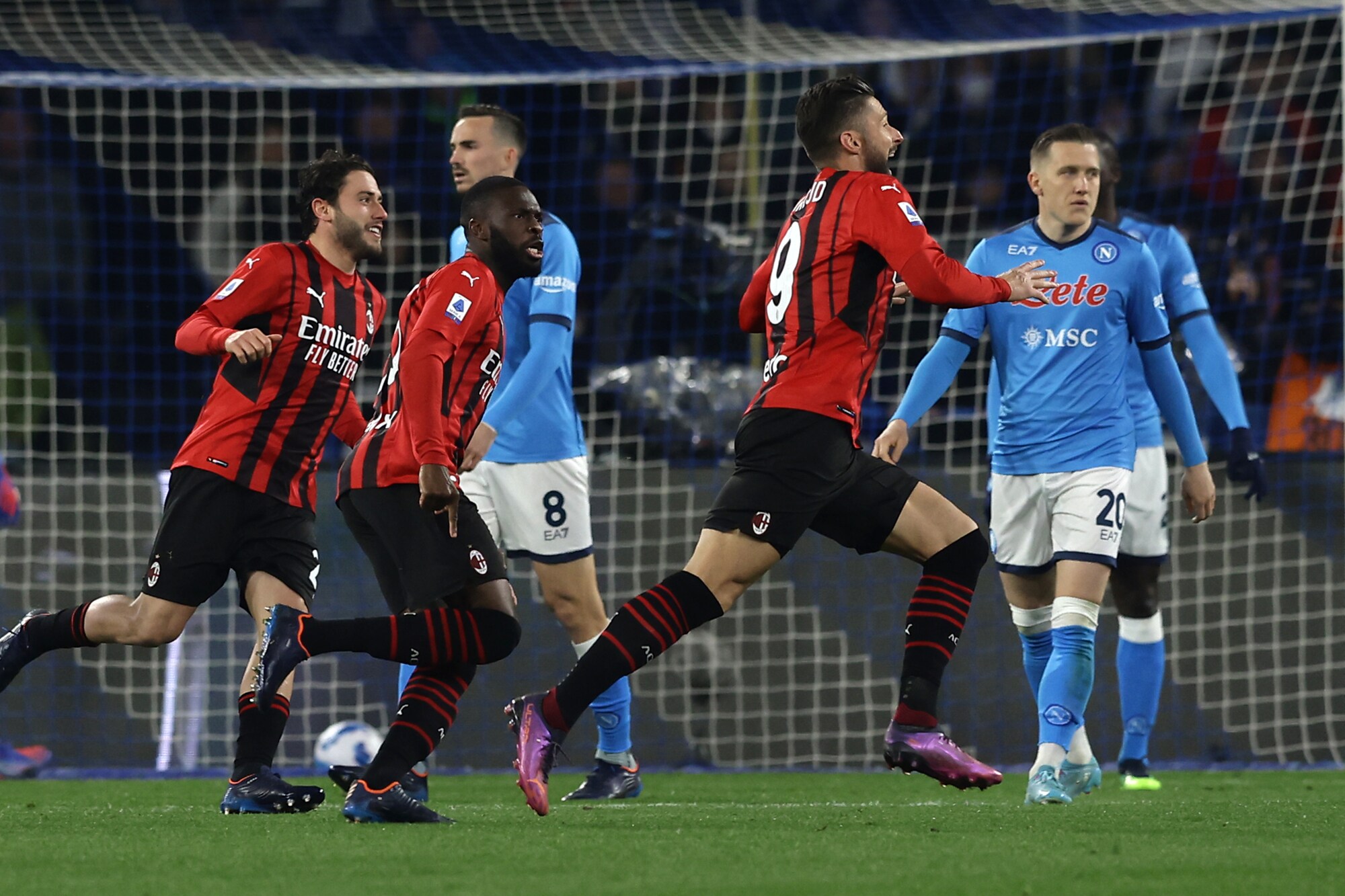 Napoli-Milan 0-1: Giroud firma un colpo da scudetto