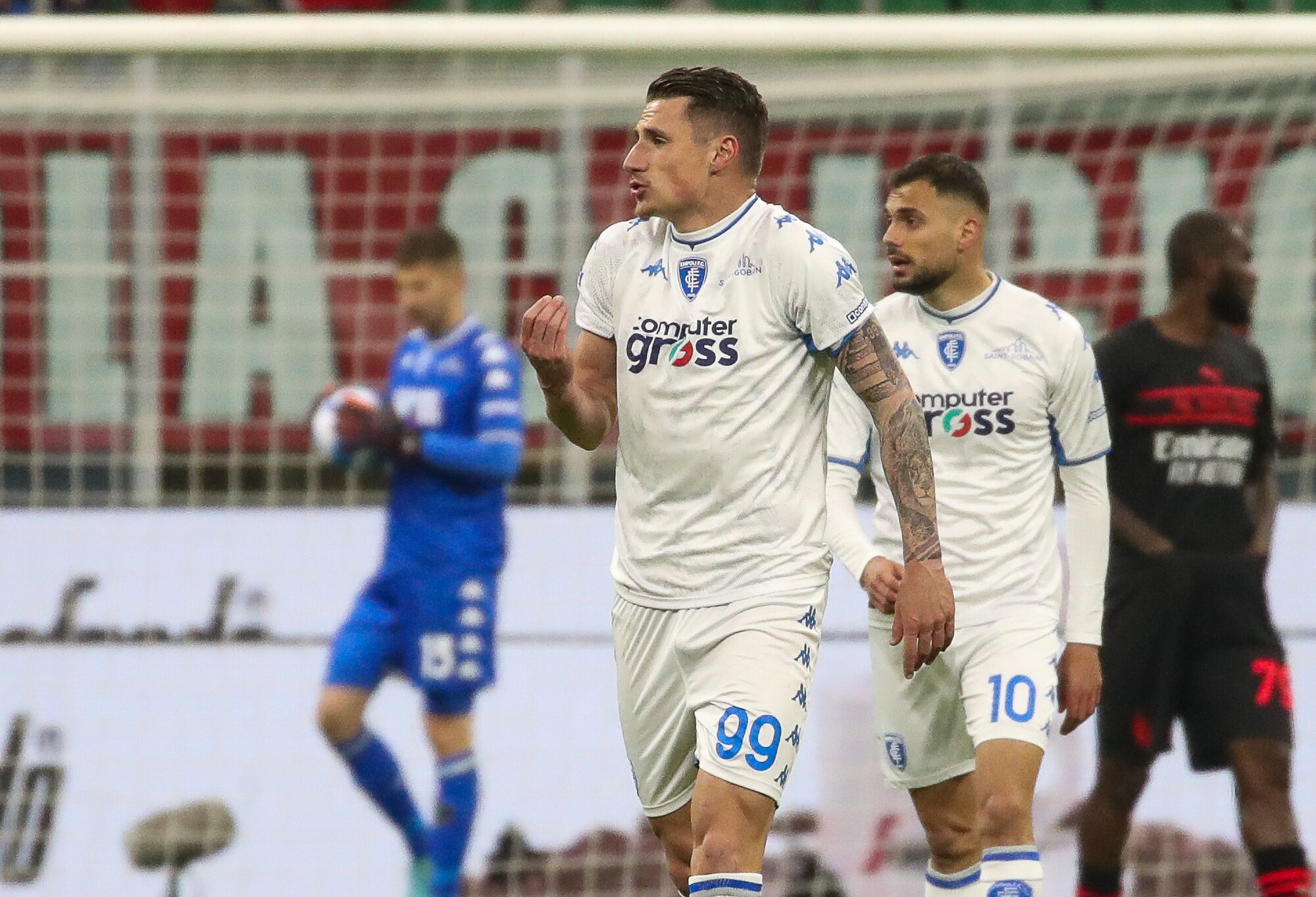Pinamonti: “Ho due maglie di Ibra, cominciano a chiederla anche a me”