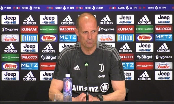Allegri su Dybala: "Sono d'accordo con la società. Domani gioca"