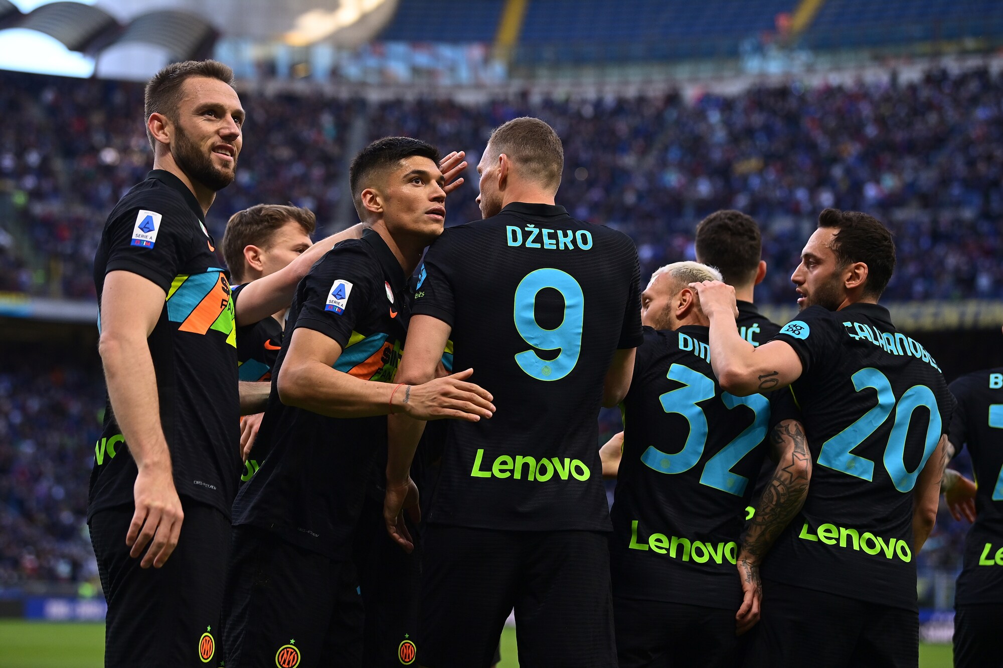 Inter-Verona 2-0: Barella e Dzeko, Inzaghi aggancia il Napoli