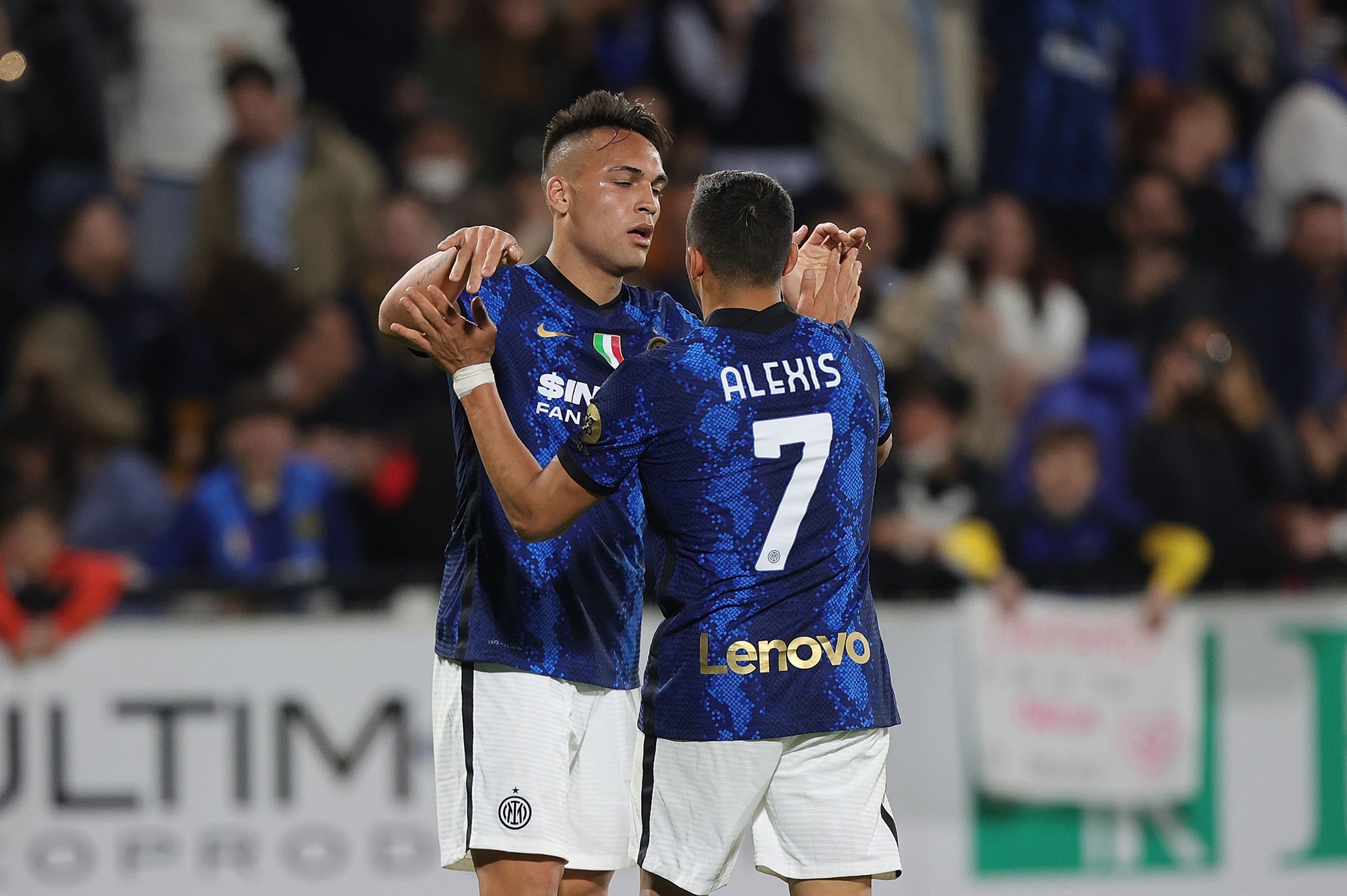 Lautaro si sfoga: “Non ascolto ciò che si dice fuori dal campo“