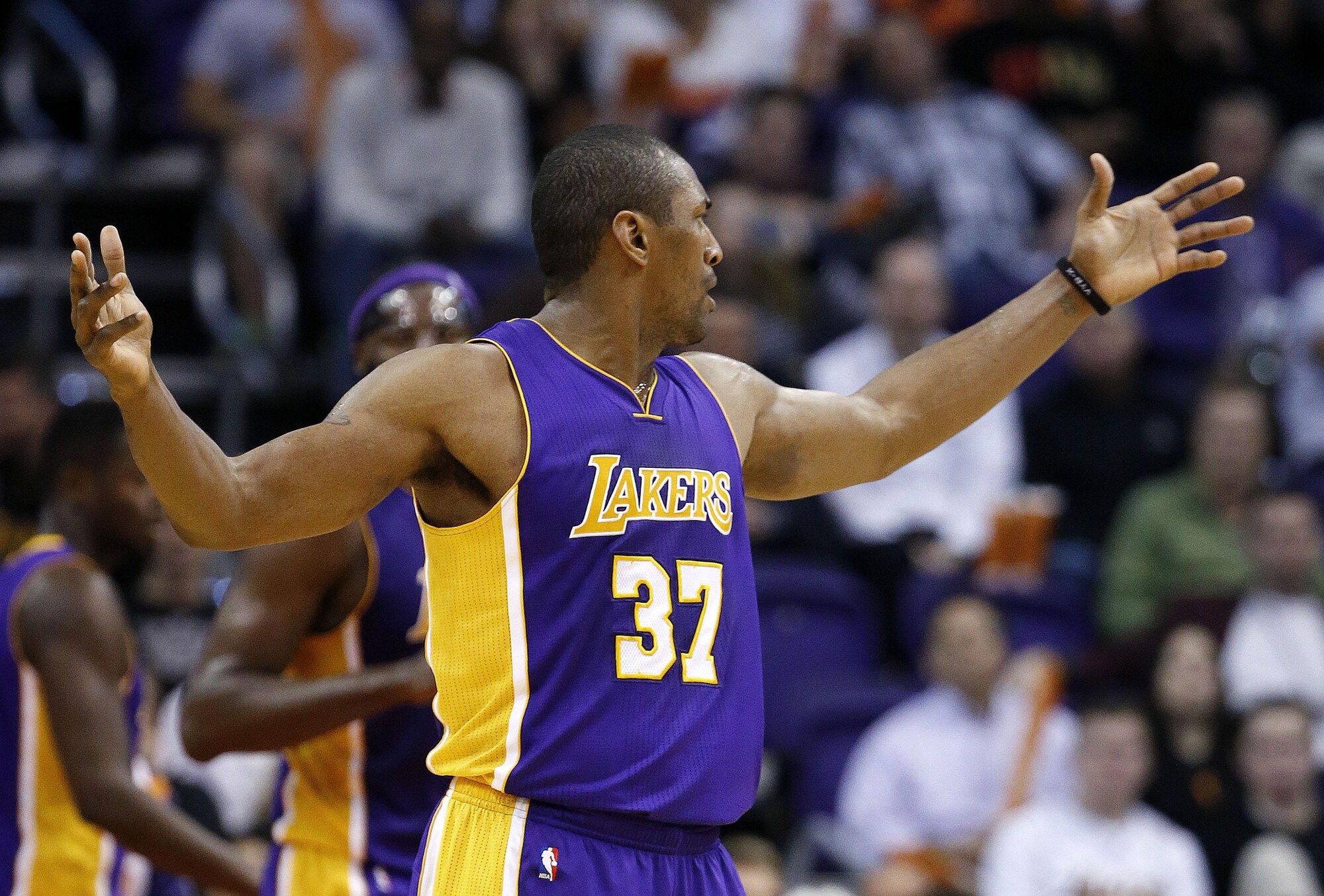 Metta – Milan: scambio di battute social, l'ex Nba tifa rossonero