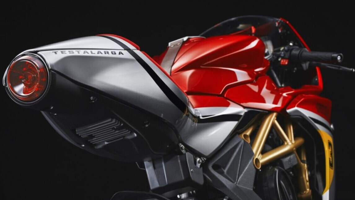 MV Agusta, le prime foto della Superveloce Testalarga