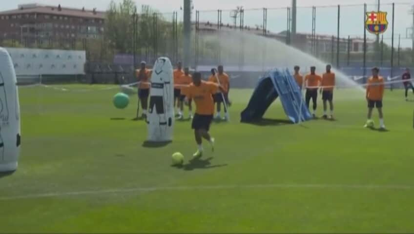 Il pazzo allenamento di Dani Alves con il Barcellona