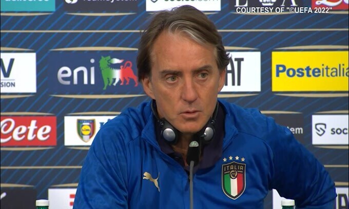 Mancini annuncia: "Inserirò gente fresca"