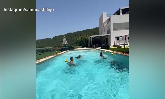 Milan, super rovesciata di Castillejo: lo spagnolo lancia la challenge