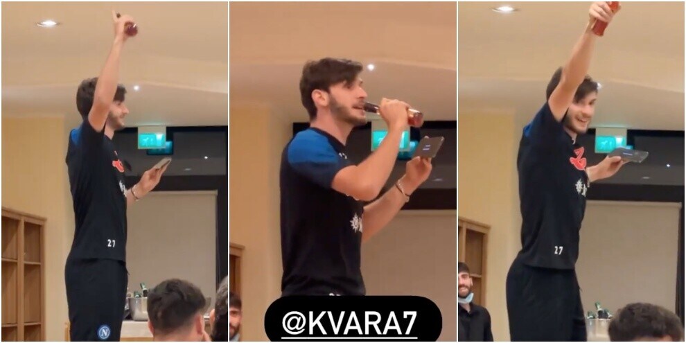 Kvaratskhelia canta "Live is life" e fa emozionare i tifosi del Napoli