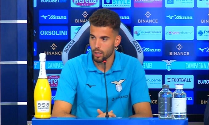 Maximiano: "Orgoglioso di essere alla Lazio"