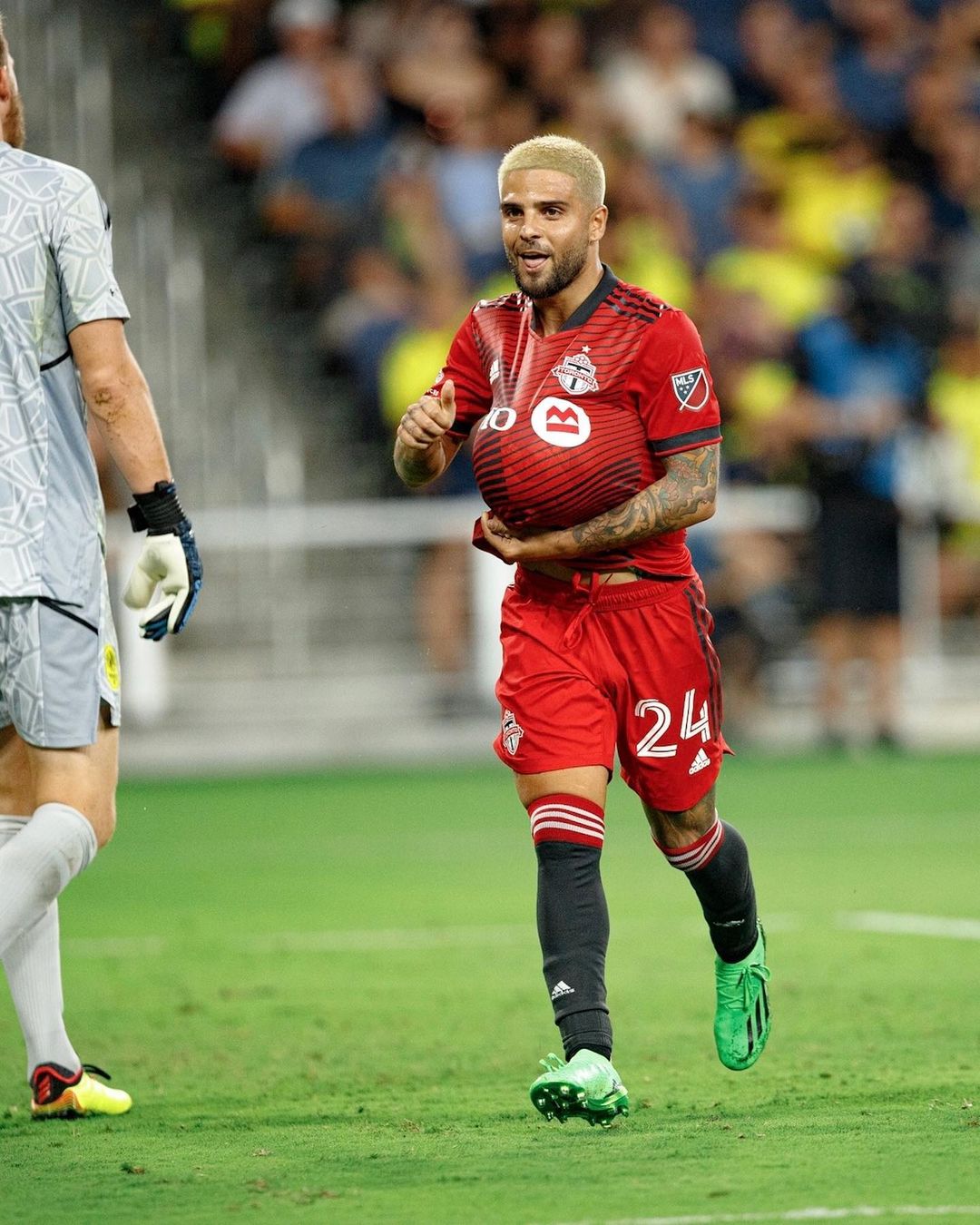 Lorenzo Insigne ha segnato la sua prima rete in Mls nella vittoria per 4-3 del suo Toronto in casa del Nashville
