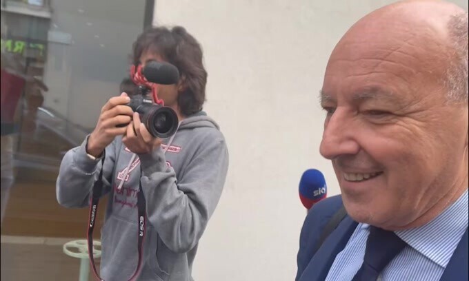 Inter: Marotta dribbla i giornalisti