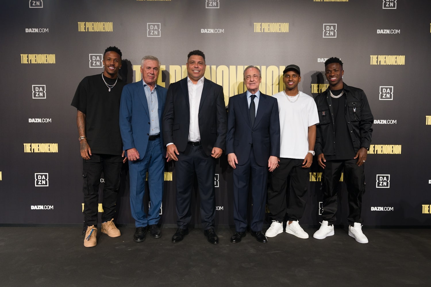 Da Ancelotti a Vinicius, da Militao a Guti: quante stelle del Real alla prima del documentario di Ronaldo!