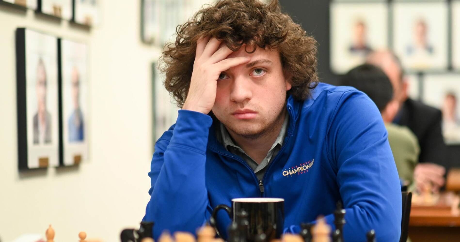 Scacchi, nuovo scandalo in una partita di Niemann succede l'incredibile