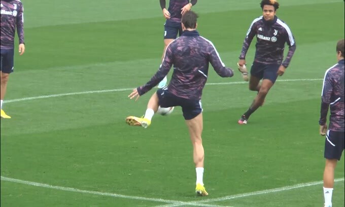 Juve, si pensa al Lecce: l'allenamento dei bianconeri