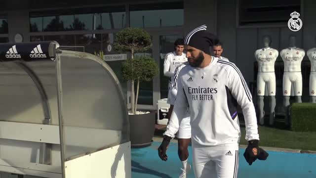 Real Madrid, Benzema torna ad allenarsi con la squadra e Ancelotti...