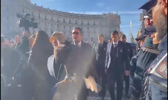 Funerali Mihajlovic, l'arrivo della Lazio