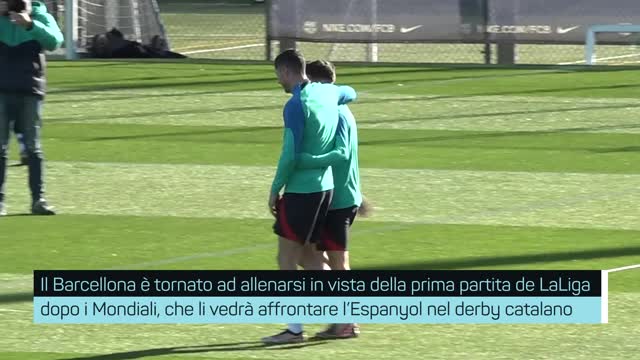 Xavi e il Barça tornano in campo, allenamento in vista dell'Espanyol