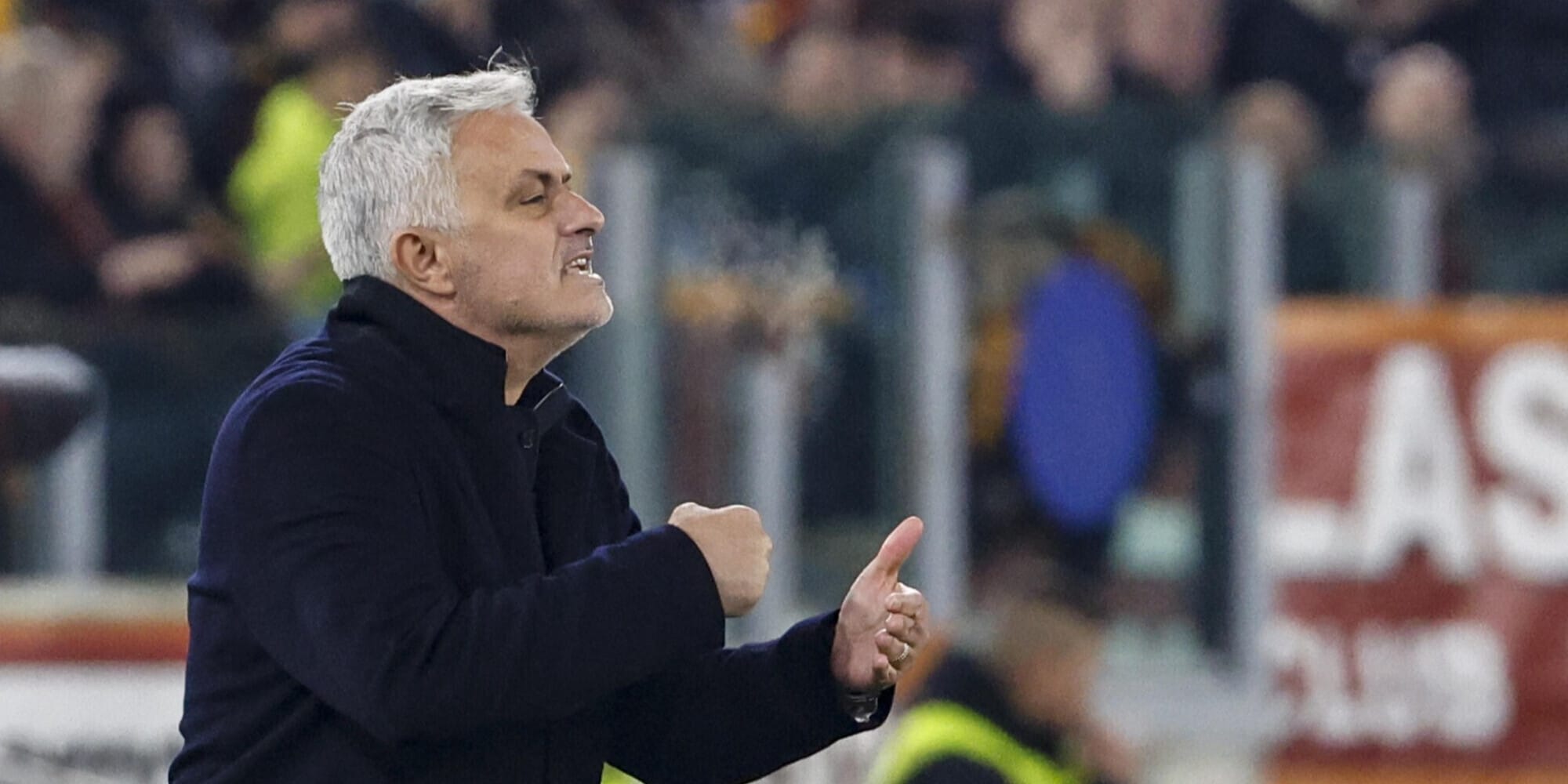 Mourinho e il gesto clamoroso alla Monte Mario: "Basta dormire!"