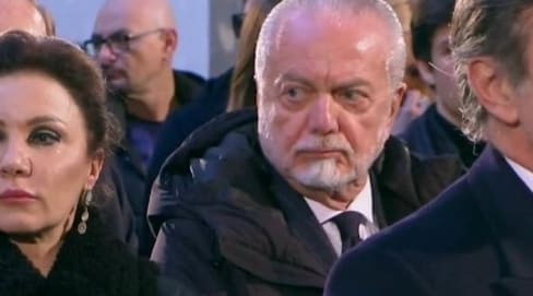 Funerali Maurizio Costanzo, c'è anche Aurelio De Laurentiis in chiesa