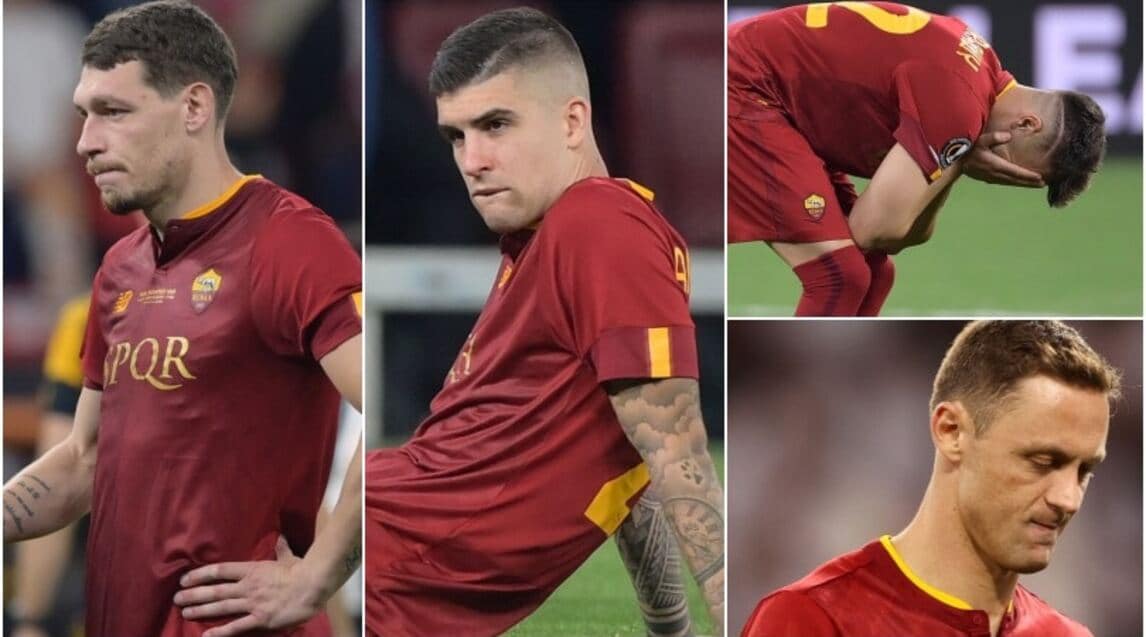 La Roma perde la finale dell'Europa League: giocatori in lacrime in campo