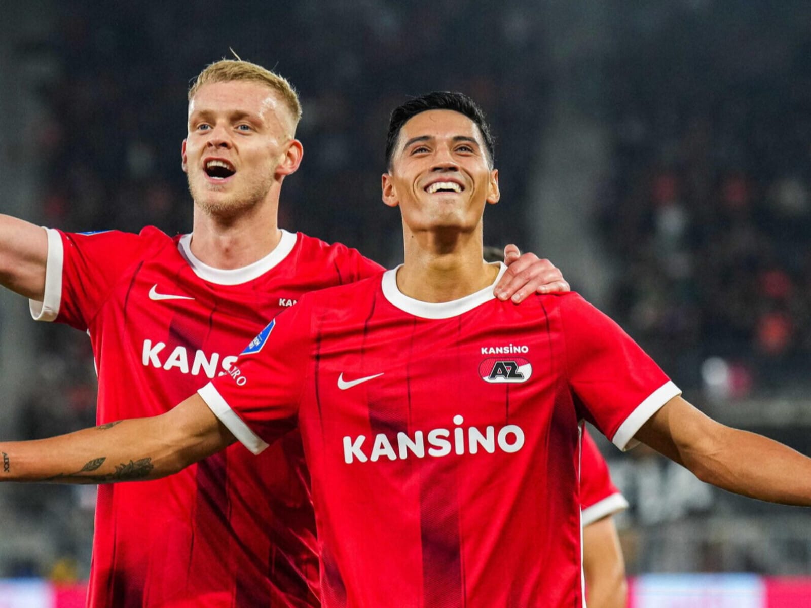 نادي ميلان الإيطالي يتعاقد مع اللاعب الهولندي تيجاني رايندرز في صفقة بقيمة 20 مليون يورو