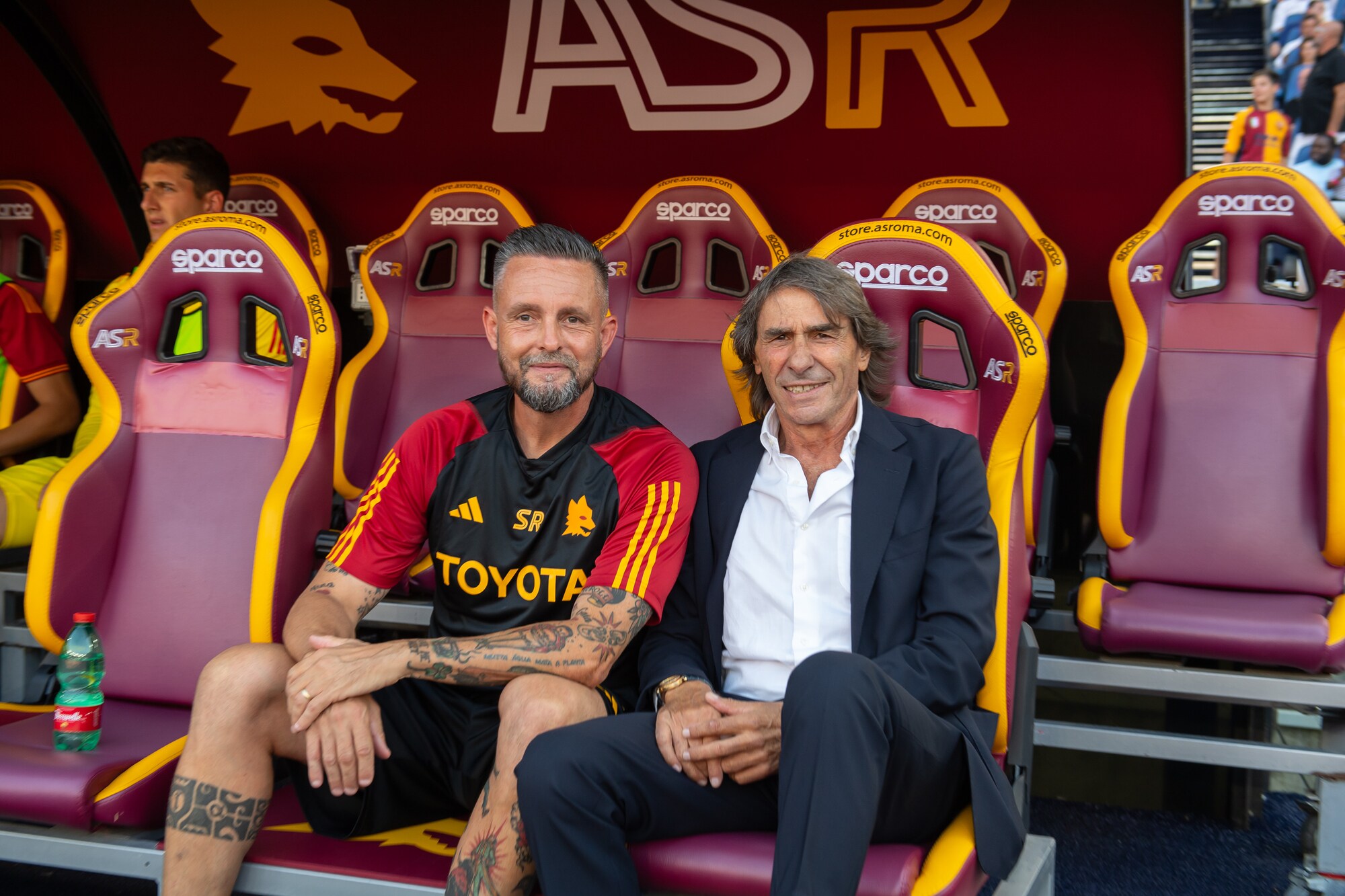 Bruno Conti in panchina contro la Salernitana: l'omaggio dei tifosi ...