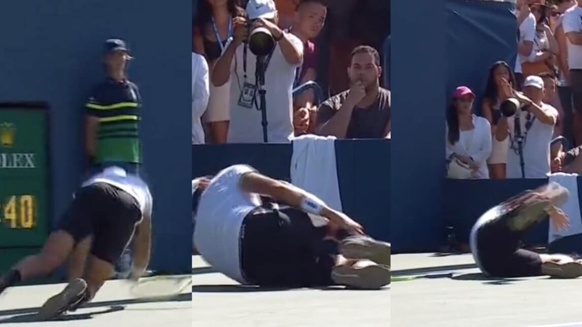 Berrettini, brutto infortunio alla caviglia: la fotosequenza