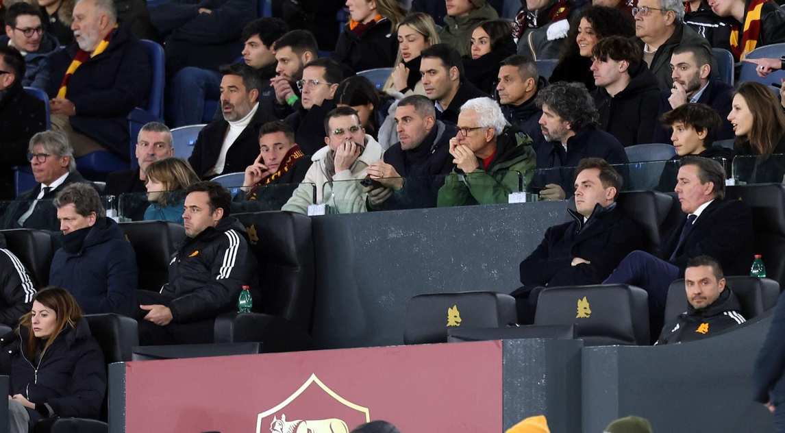 Tre ex romanisti allo stadio per il debutto di De Rossi: li riconoscete tutti?