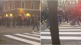 Bayern Monaco, la carica dei tifosi prima della Lazio