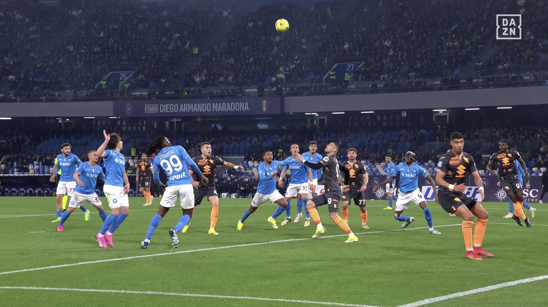 Gimenez, gioia e delusione: gol in rovesciata annullato dal VAR
