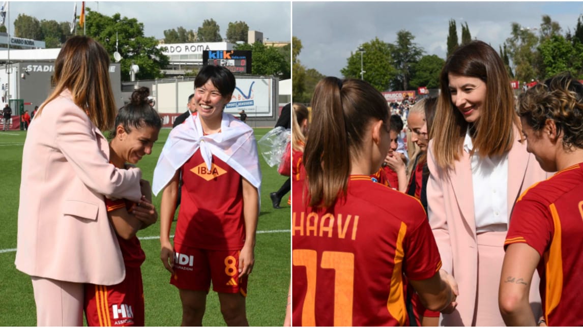 Roma, Lina Souloukou si congratula con le campionesse d’Italia