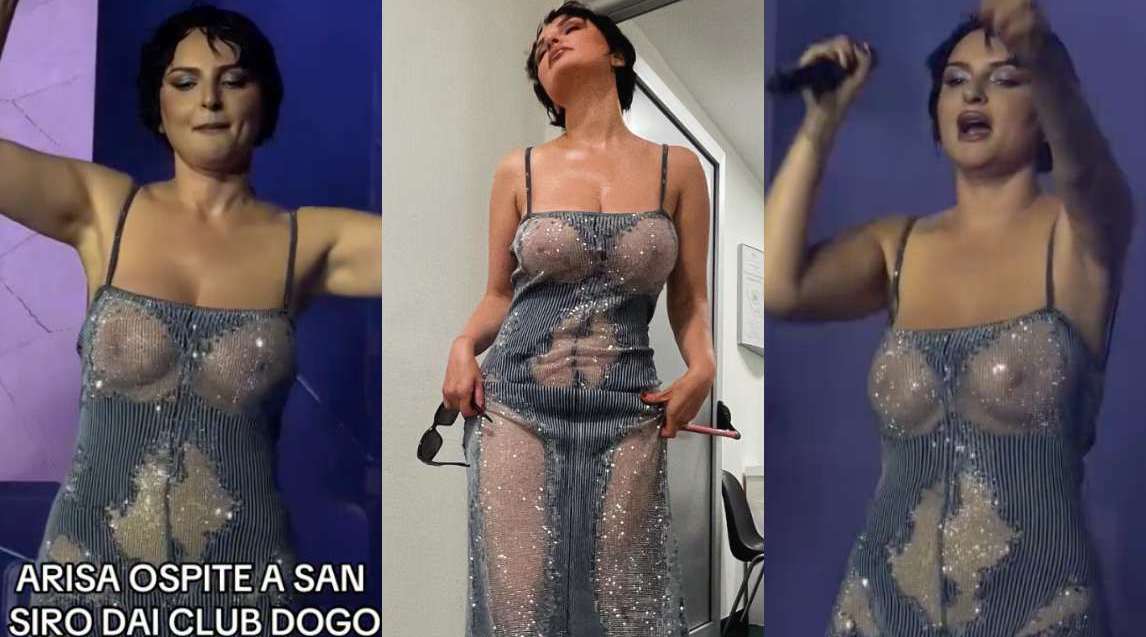 Arisa, le sexy trasparenze al concerto fanno impazzire i fan