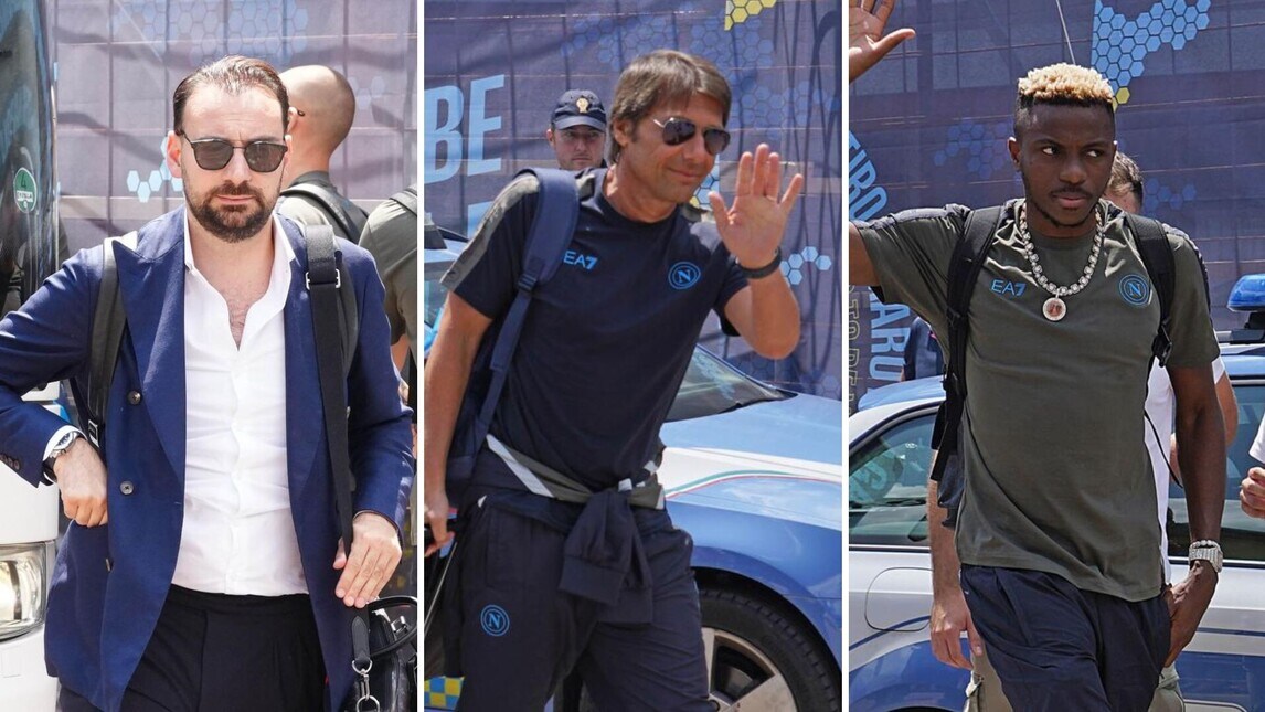 Napoli, ovazione per Conte e Osimhen: le foto dell'arrivo a Dimaro