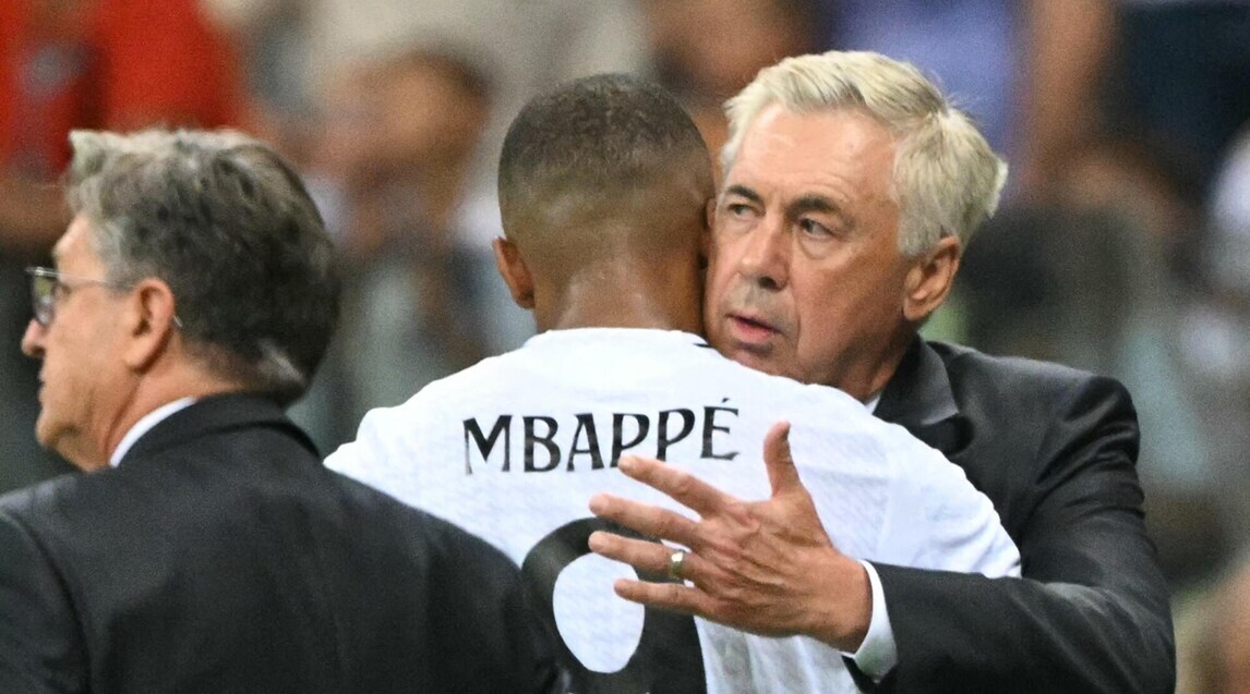 Mbappé, debutto da sogno con il Real: l'abbraccio con Ancelotti