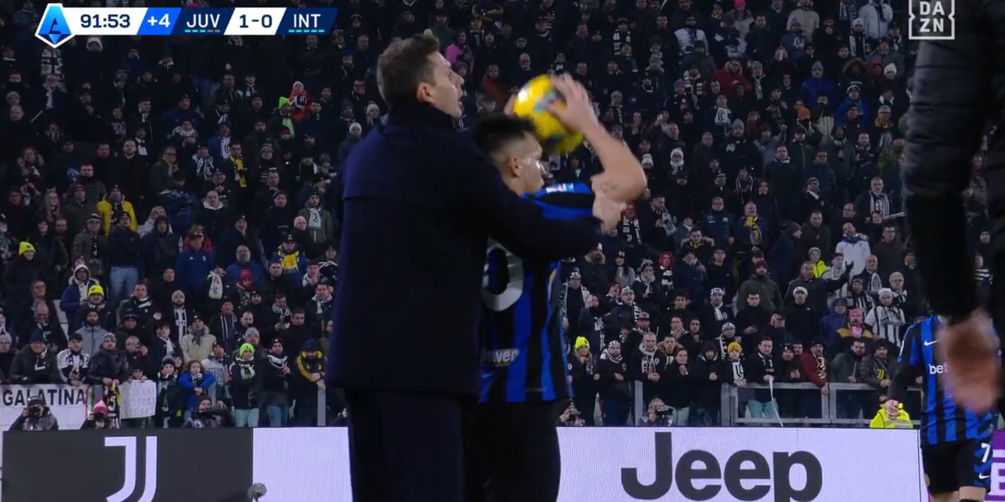 Scintille Lautaro Martinez-Thiago Motta: finale ad alta tensione in Juve-Inter