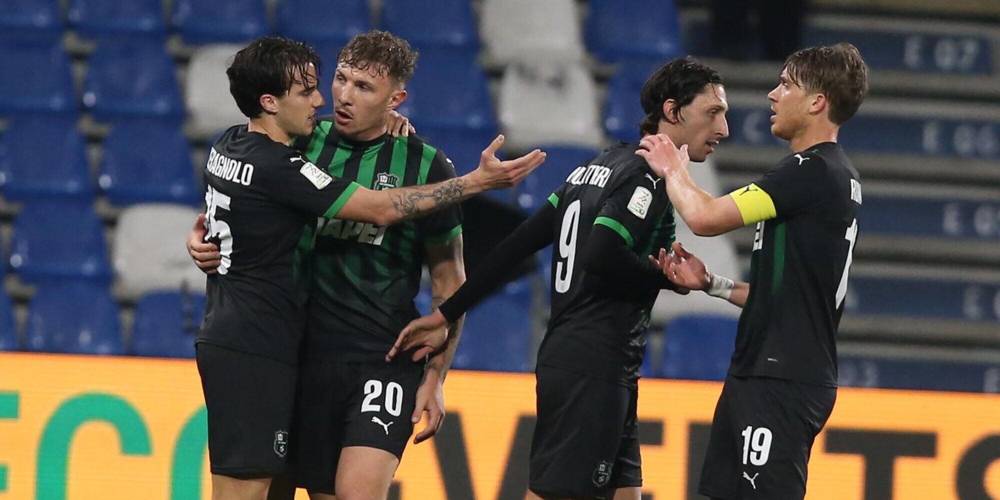 Cosenza in nove, il Pisa ne fa tre. La Sampdoria cade a Frosinone, vince il Sassuolo